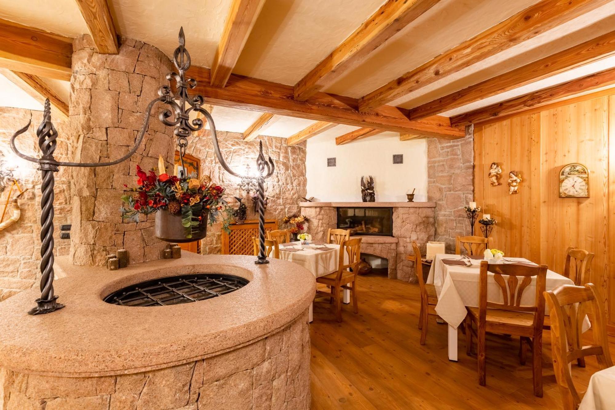 Appartamento Le Colonne - Relais Villa Quercia Tassullo エクステリア 写真